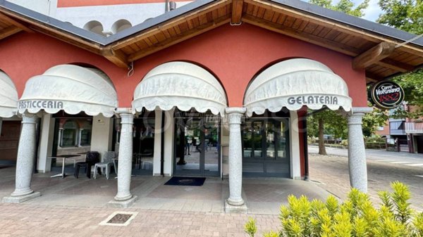 quadrivano in vendita a Lomagna