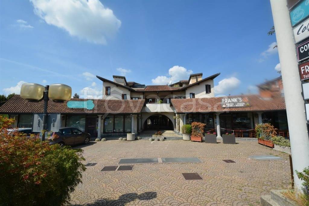 casa indipendente in vendita a Lomagna