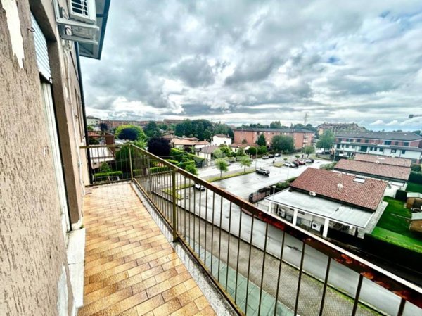 appartamento in vendita a Lomagna