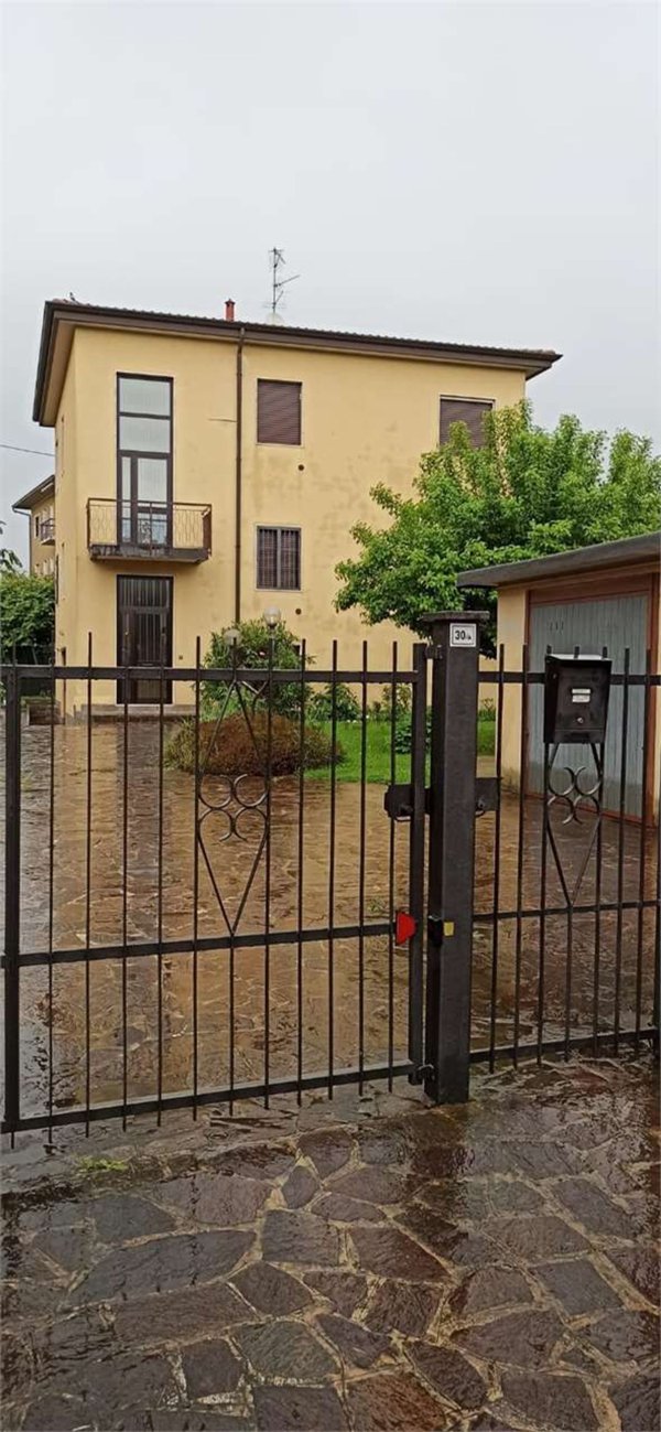 appartamento in vendita a Lomagna