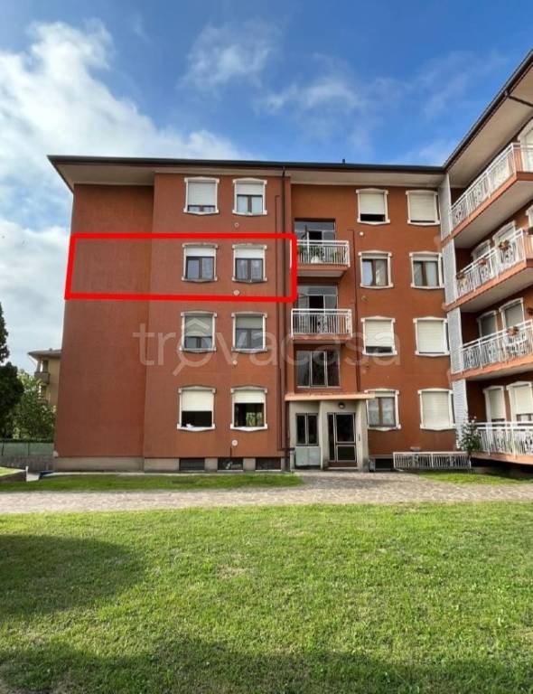 appartamento in vendita a Lomagna