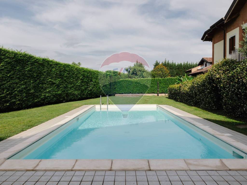 appartamento in vendita a Lomagna