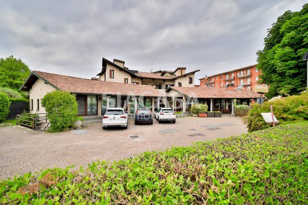 ufficio in vendita a Lomagna
