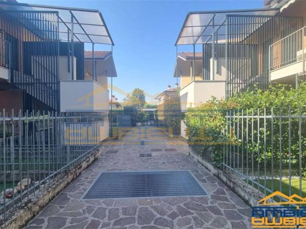 appartamento in vendita a Lomagna