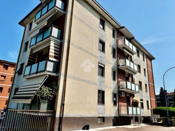 appartamento in vendita a Lomagna