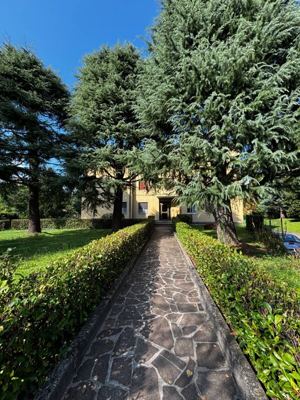 appartamento in vendita a Lomagna