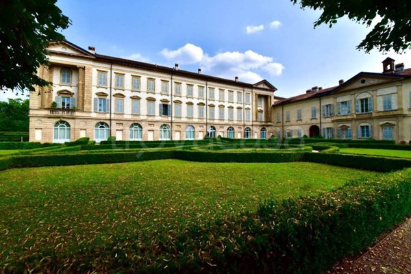 appartamento in vendita a Lomagna