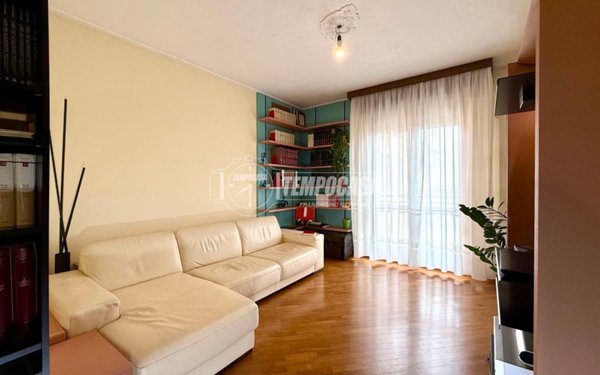 appartamento in vendita a Lomagna