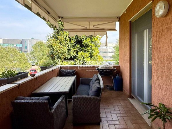 appartamento in vendita a Lomagna