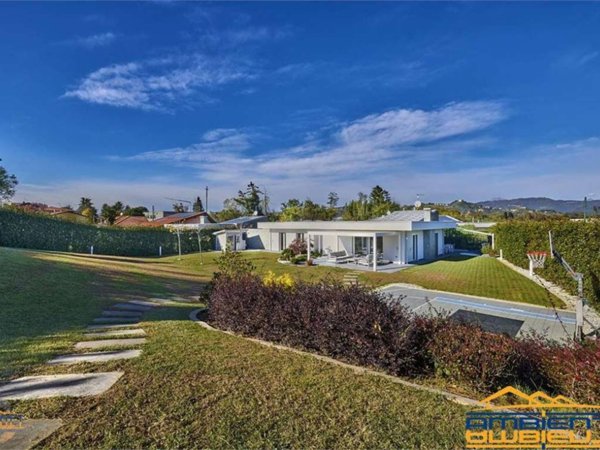 casa indipendente in vendita a Lomagna