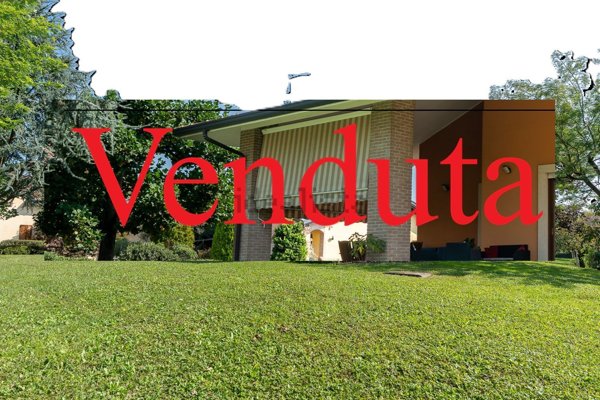 casa indipendente in vendita a Lomagna
