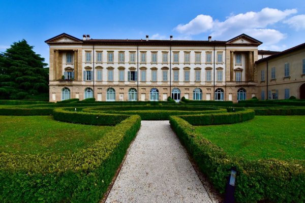 appartamento in vendita a Lomagna