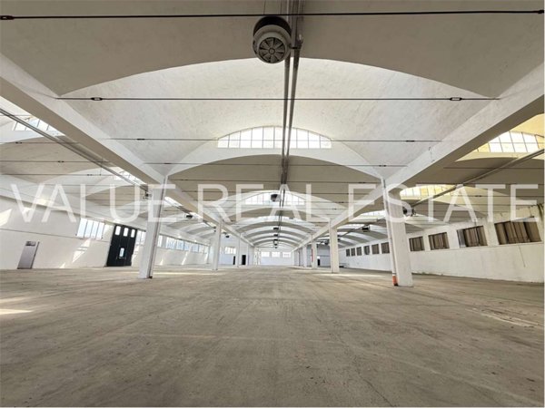 ufficio in vendita a Lomagna