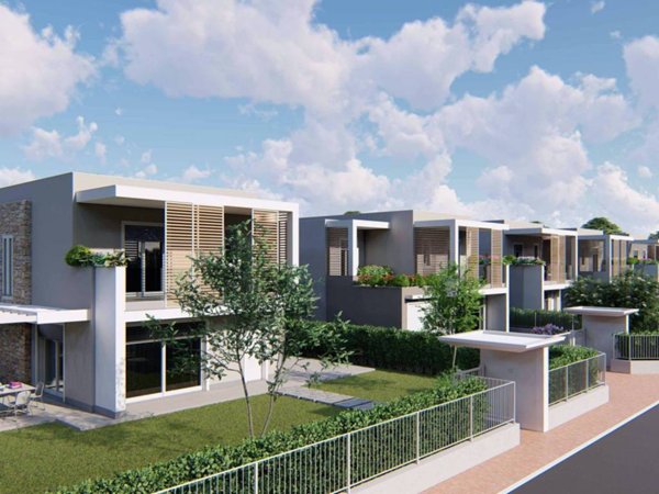 casa indipendente in vendita a Lomagna