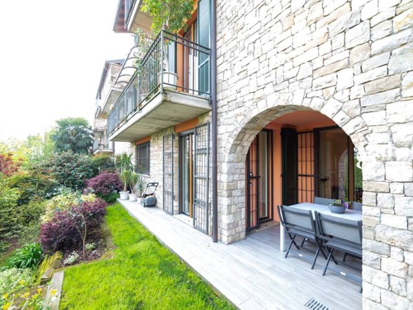 casa indipendente in vendita a Lomagna