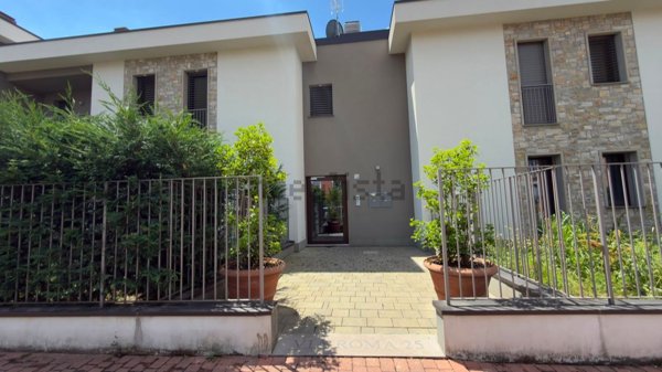 appartamento in vendita a Lomagna