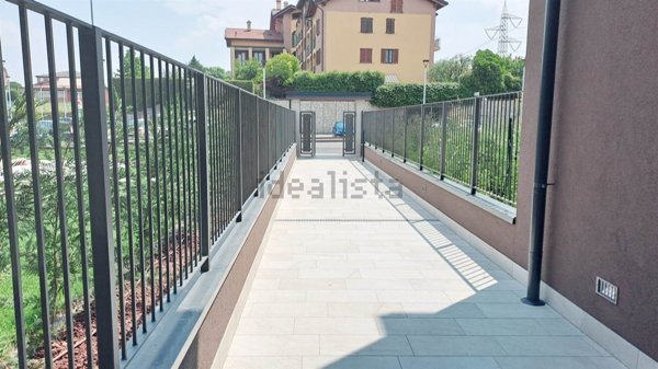 appartamento in vendita a Lomagna