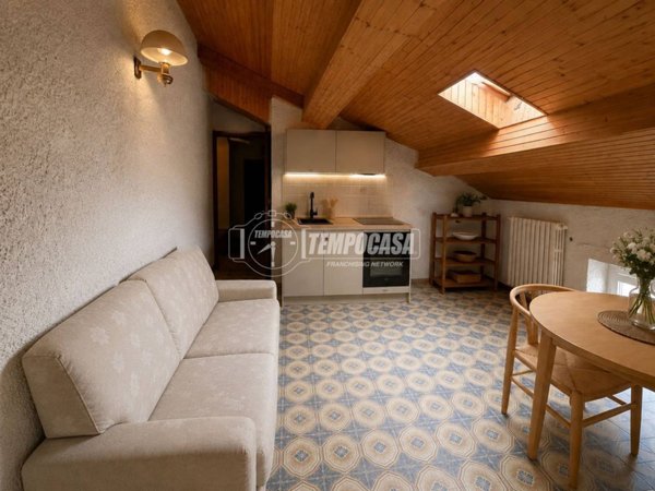 appartamento in vendita a Lomagna