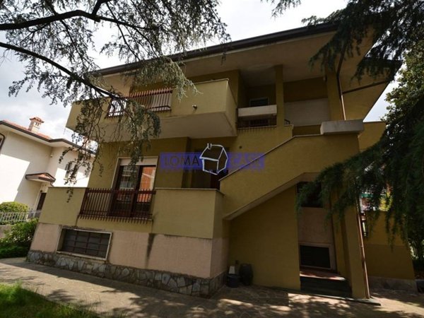 casa indipendente in vendita a Lomagna