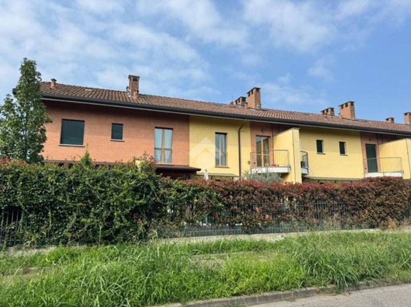 appartamento in vendita a Lomagna