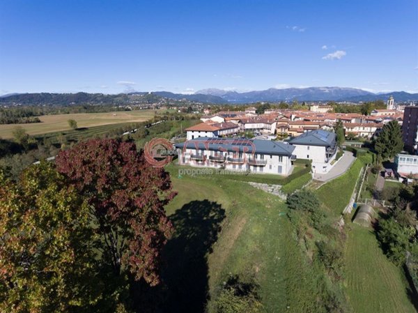 appartamento in vendita a Lomagna in zona Fornace