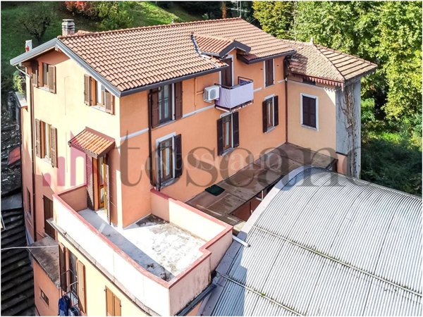 casa indipendente in vendita a Malgrate