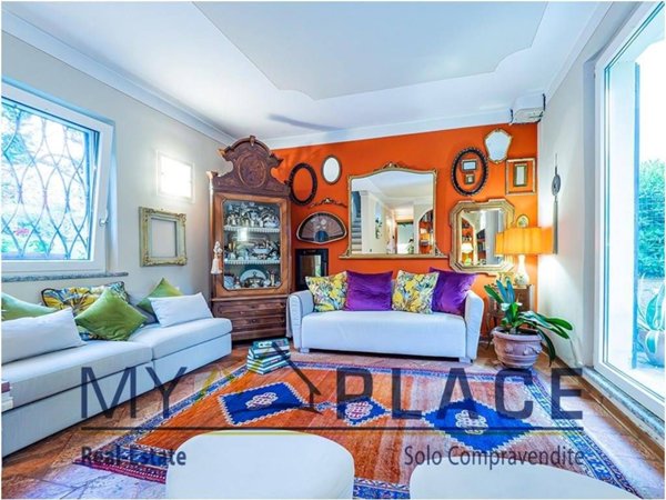 casa indipendente in vendita a Malgrate