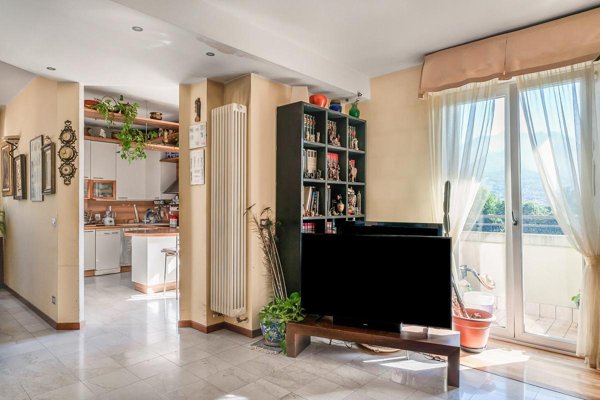 appartamento in vendita a Malgrate