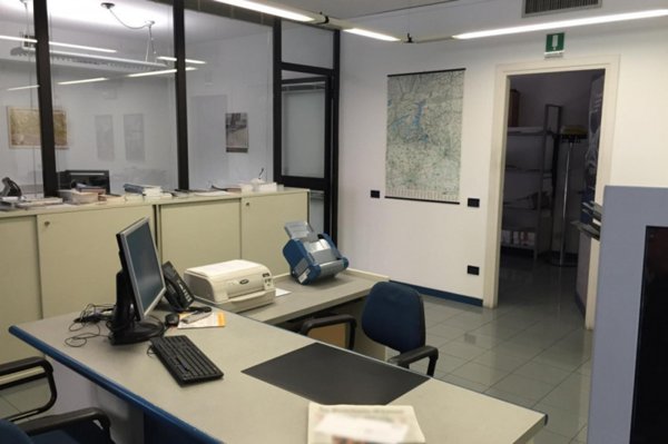 ufficio in vendita a Malgrate