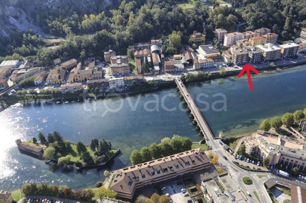 negozio in vendita a Malgrate