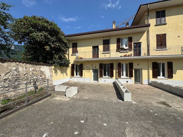 appartamento in vendita a Malgrate