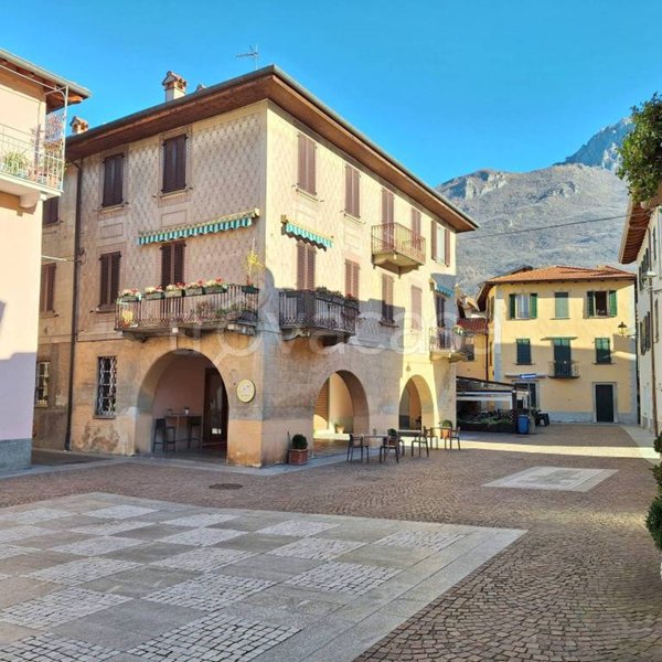 appartamento in vendita a Mandello del Lario
