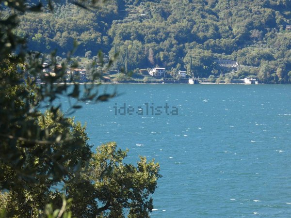 casa indipendente in vendita a Mandello del Lario