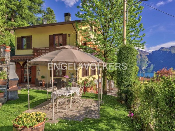 casa indipendente in vendita a Mandello del Lario