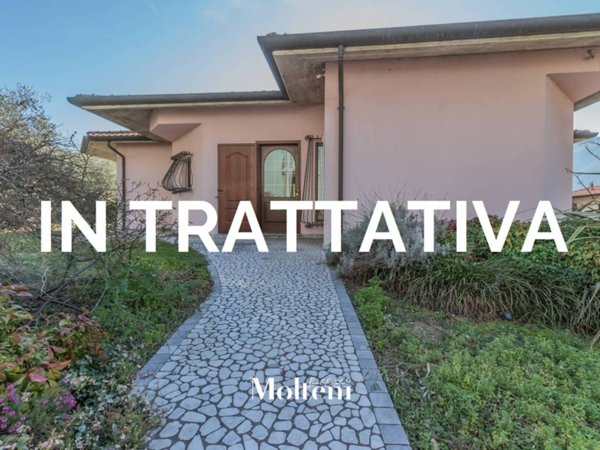 casa indipendente in vendita a Mandello del Lario
