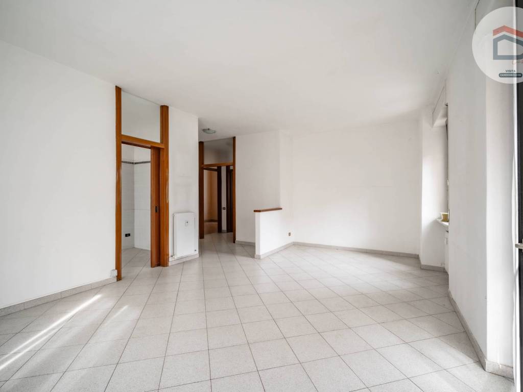 appartamento in vendita a Mandello del Lario
