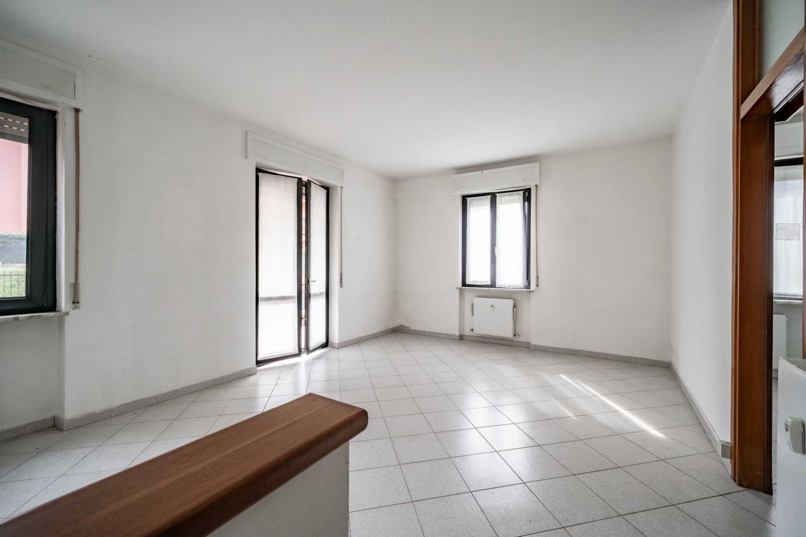 appartamento in vendita a Mandello del Lario