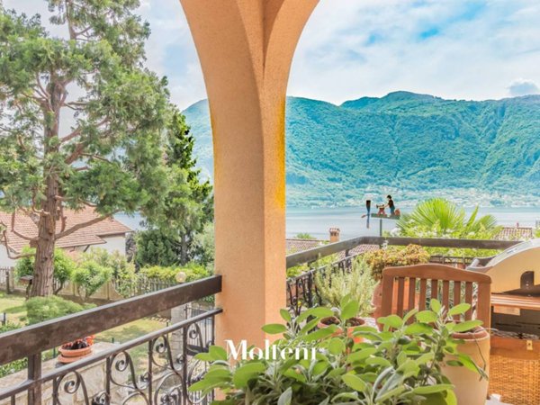 casa semindipendente in vendita a Mandello del Lario