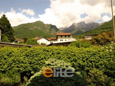 casa indipendente in vendita a Mandello del Lario