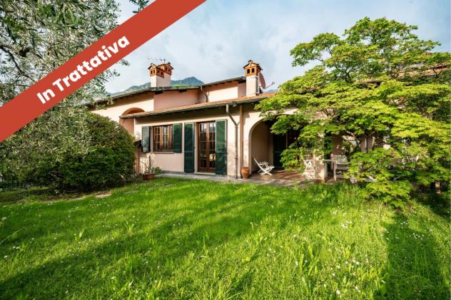 casa indipendente in vendita a Mandello del Lario