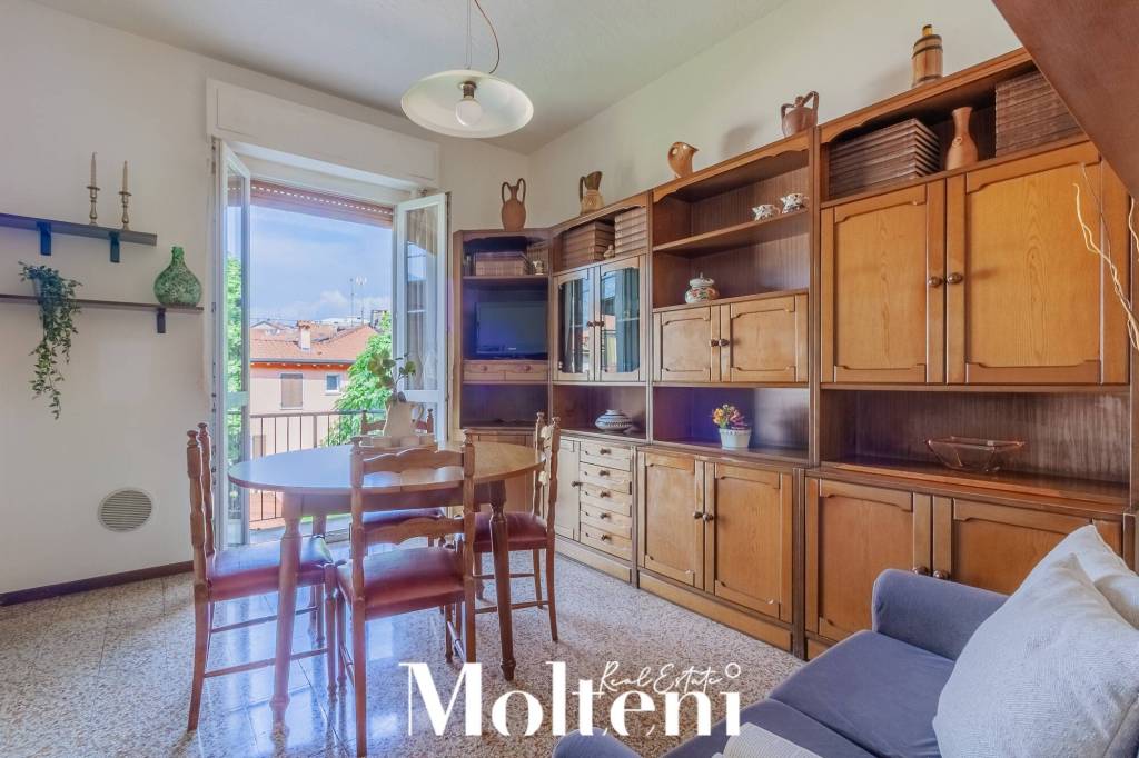 appartamento in vendita a Mandello del Lario