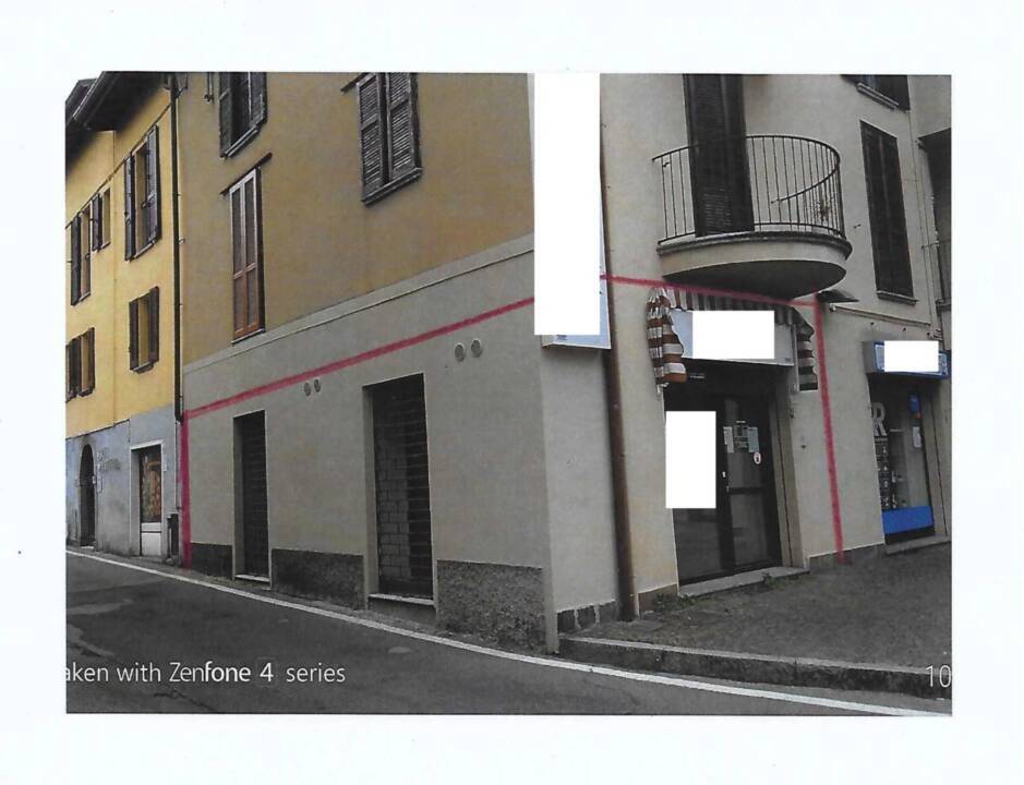negozio in vendita a Mandello del Lario