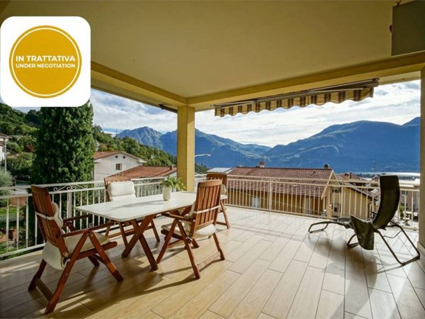casa indipendente in vendita a Mandello del Lario in zona Rongio