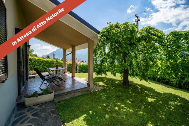 casa indipendente in vendita a Mandello del Lario in zona Maggiana