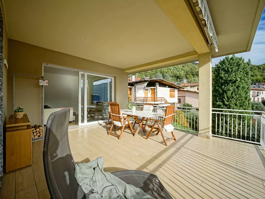 casa indipendente in vendita a Mandello del Lario