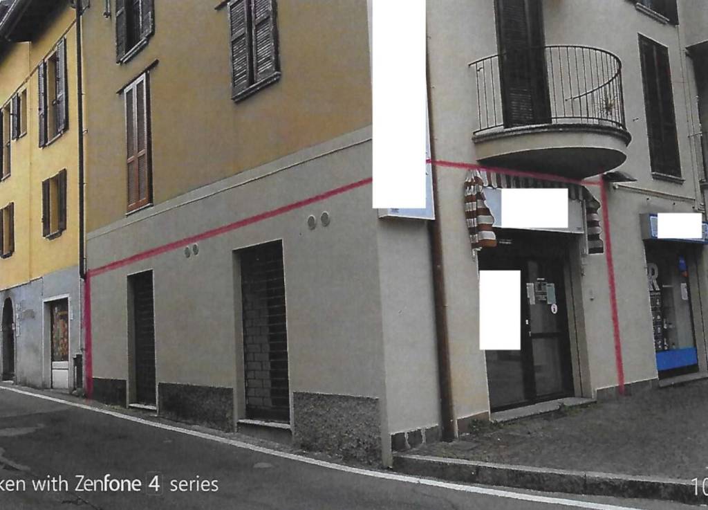 negozio in vendita a Mandello del Lario