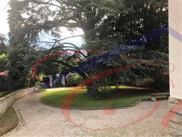 casa indipendente in vendita a Mandello del Lario