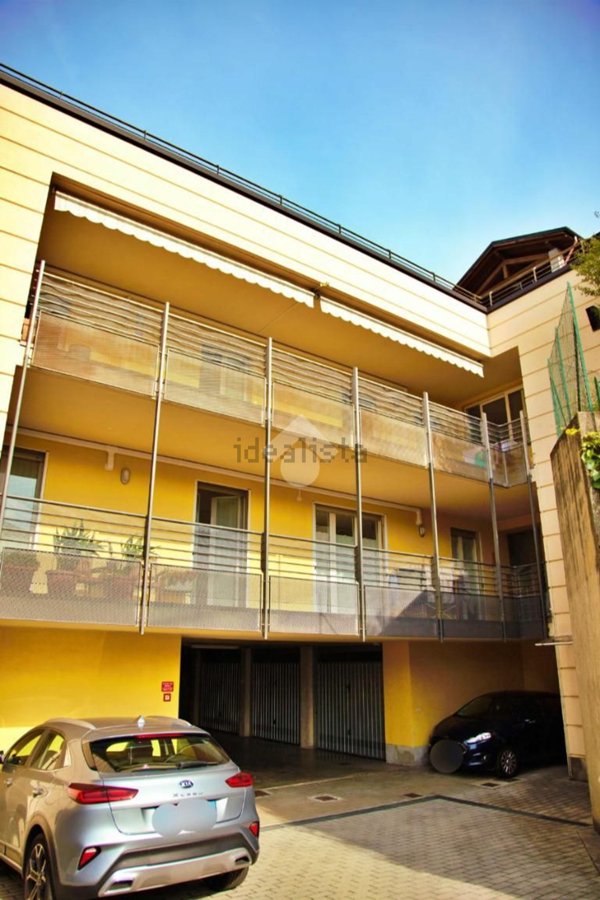 appartamento in vendita a Mandello del Lario