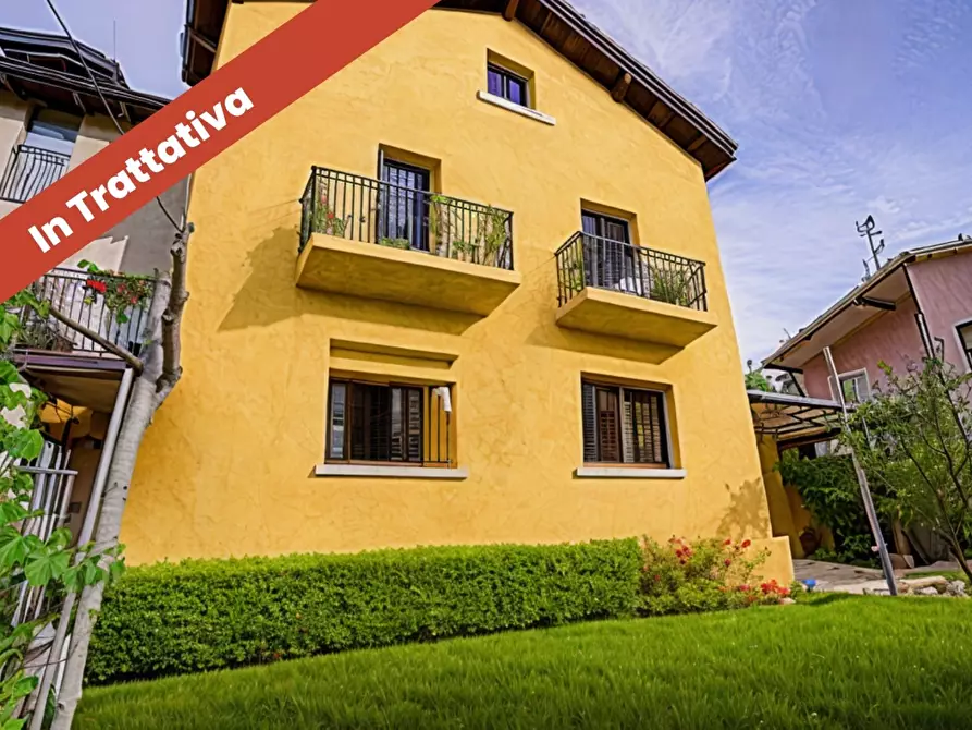 casa indipendente in vendita a Mandello del Lario