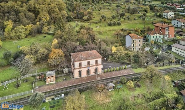 terreno agricolo in vendita a Mandello del Lario in zona Olcio
